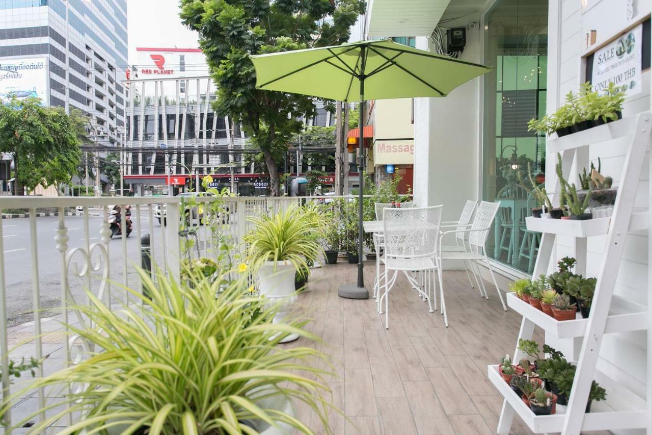 Mali @Silom Boutique Hotel Bangkok Exterior photo