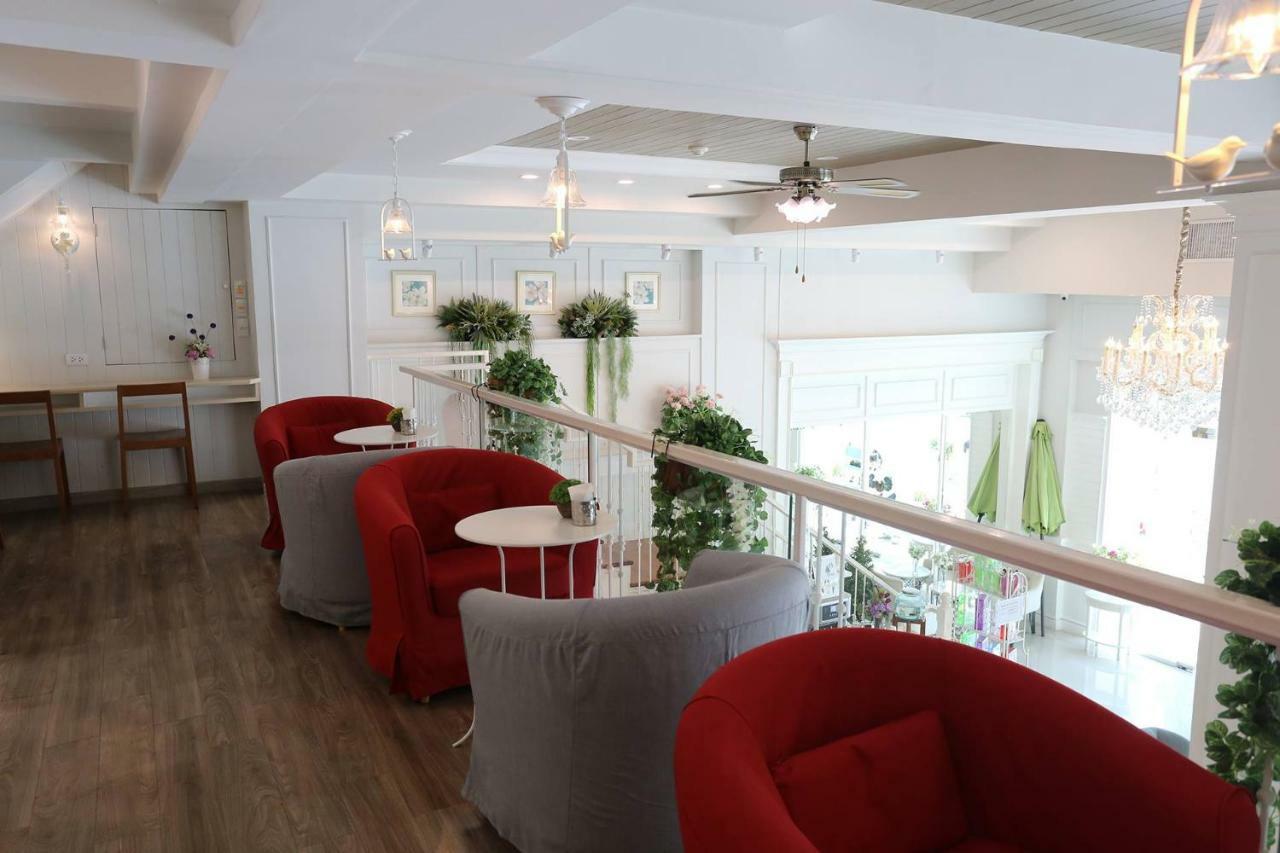 Mali @Silom Boutique Hotel Bangkok Exterior photo