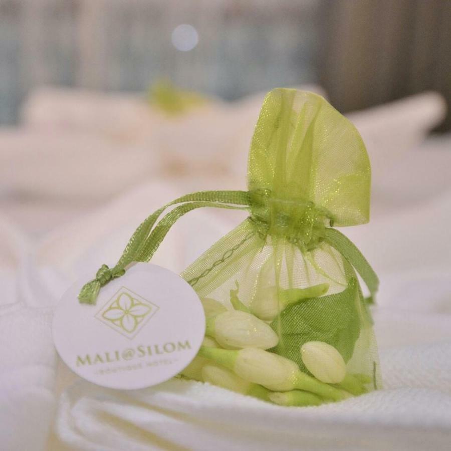 Mali @Silom Boutique Hotel Bangkok Exterior photo